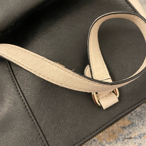 DKNY BLACK AND CREAM HANDBAG - Picture 6 of 8